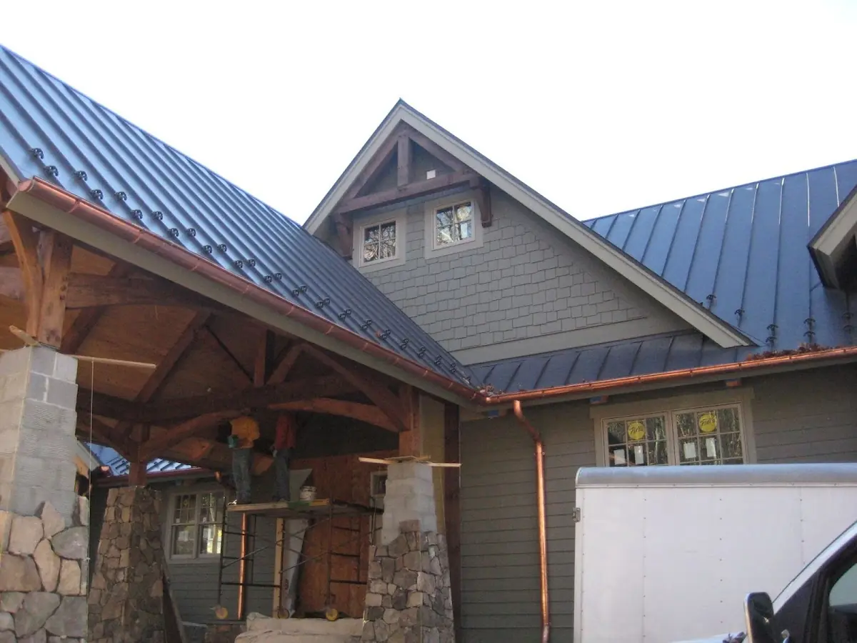 Craftsman Roofing team delivering quality roofing work in Annandale